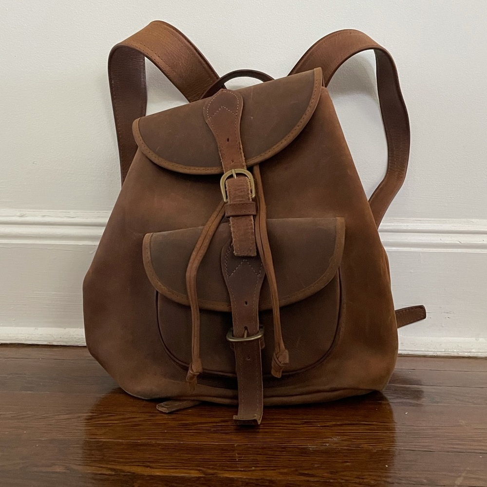 brown leather backpack w/ drawstring + buckle closure fr NYC's Village Tannery